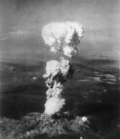 6 août 1945,hiroshima,bombe atomique,little boy,enola gay,paul tibbets,explosions à beyrouth